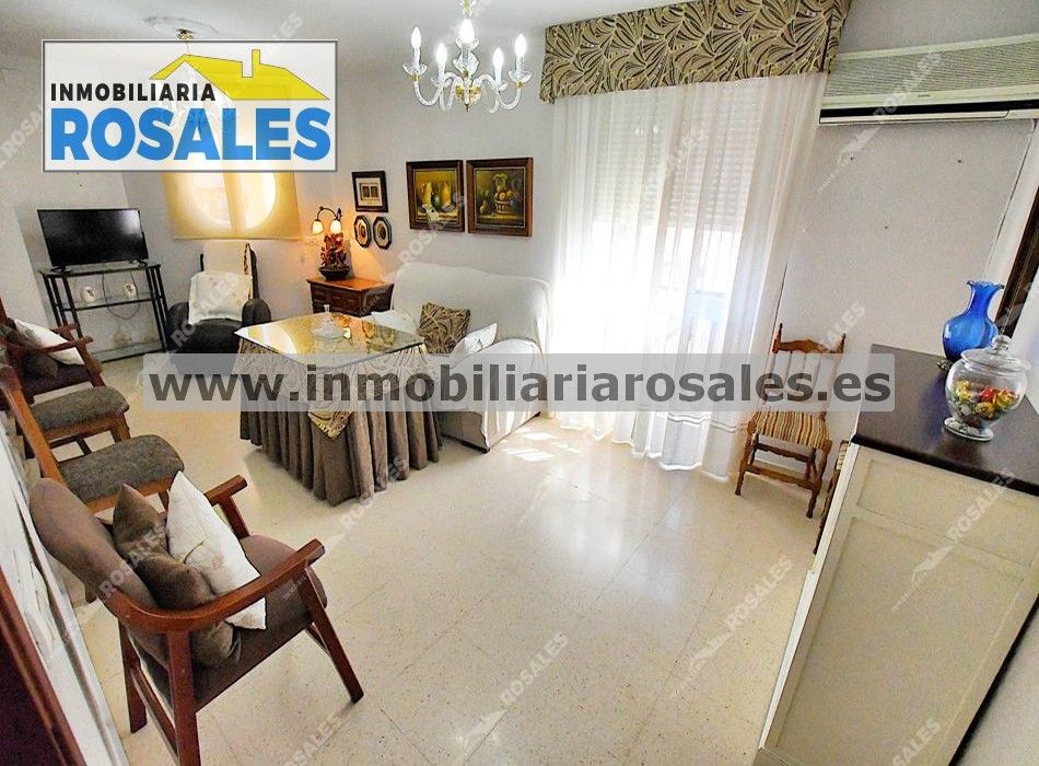 Exterior view of Flat for sale in Baena  with Air Conditioner, Terrace and Storage room