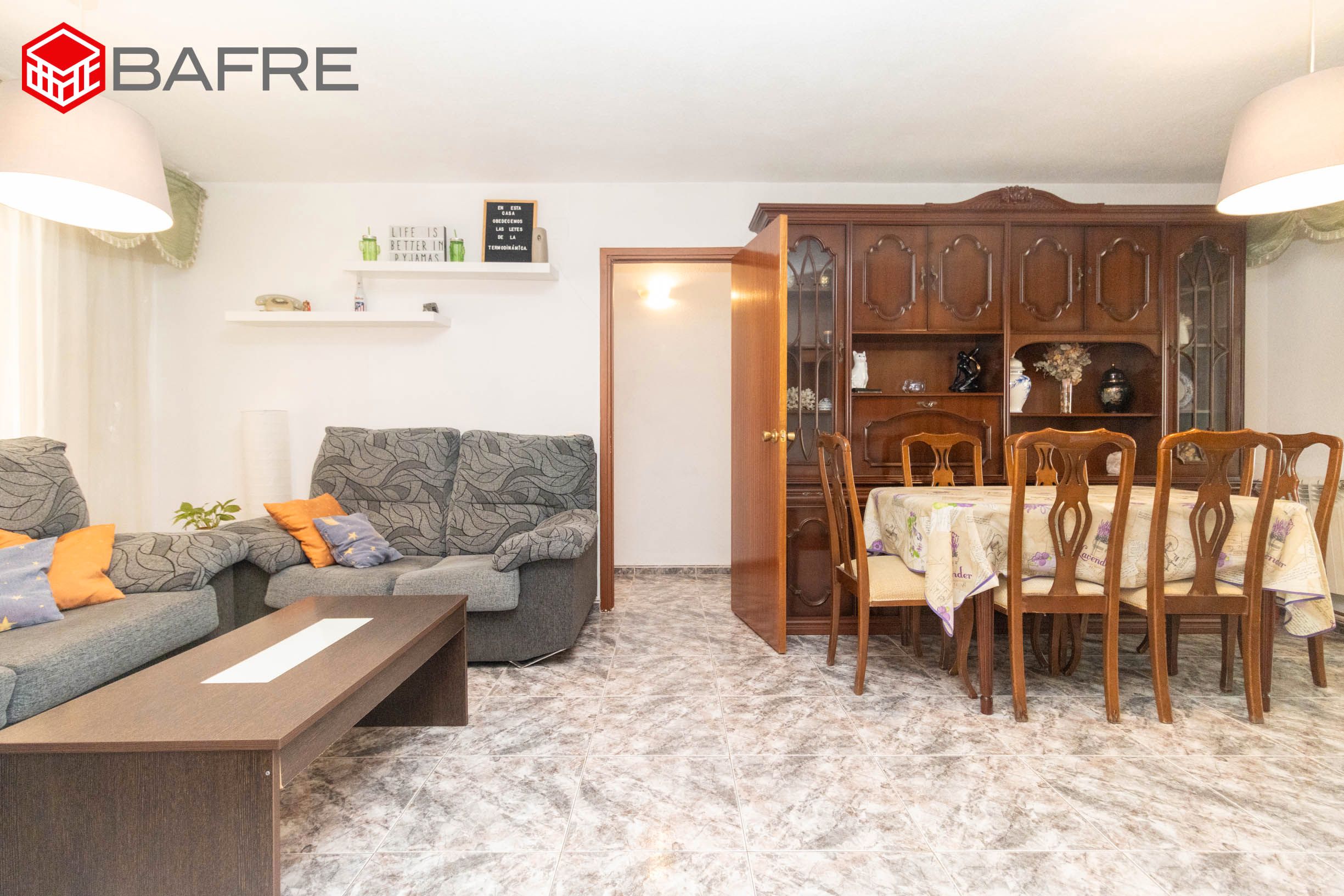 Living room of Flat for sale in  Madrid Capital  with Heating