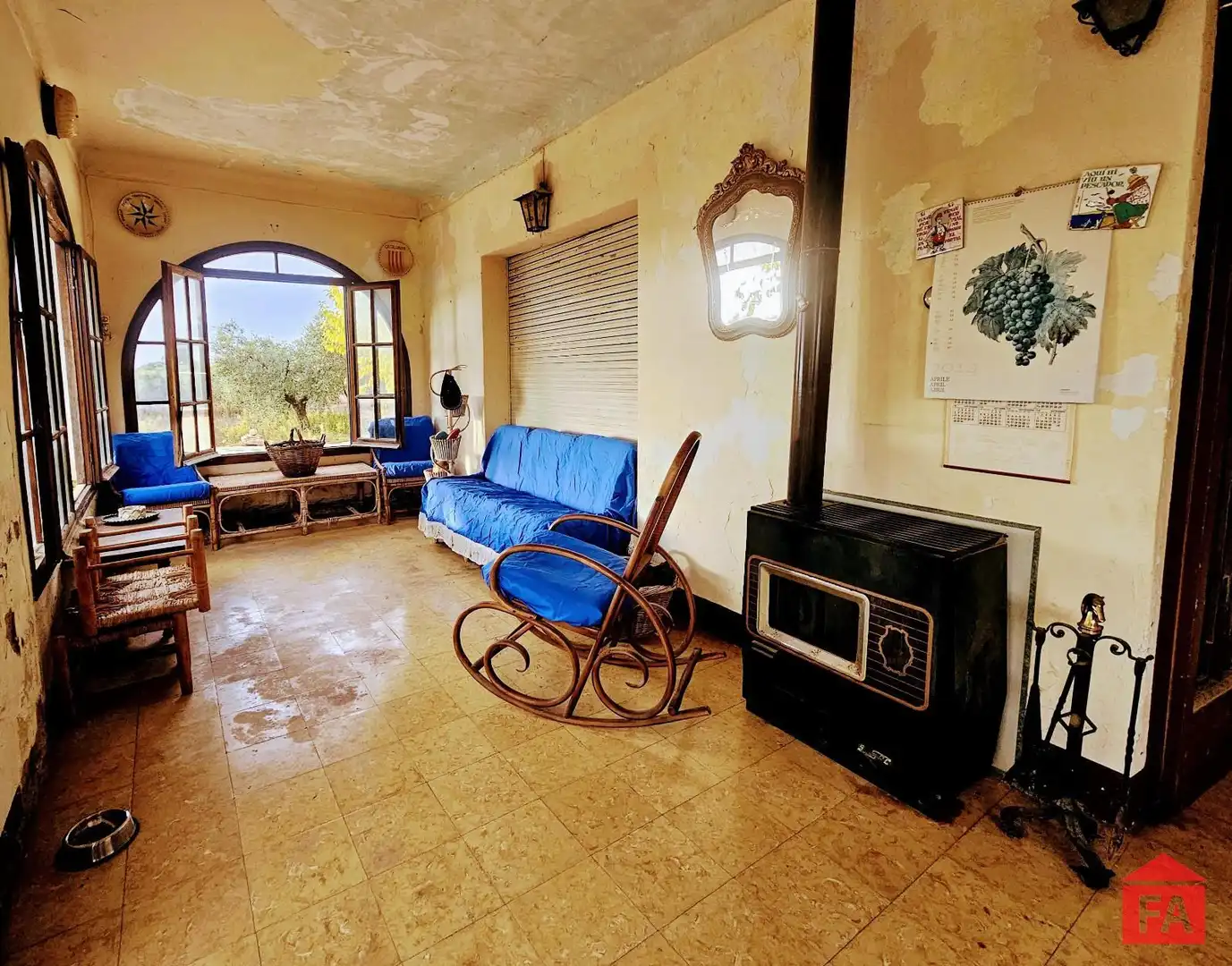 Sala de estar de Finca rústica en venta en Santa Oliva con Trastero y Piscina