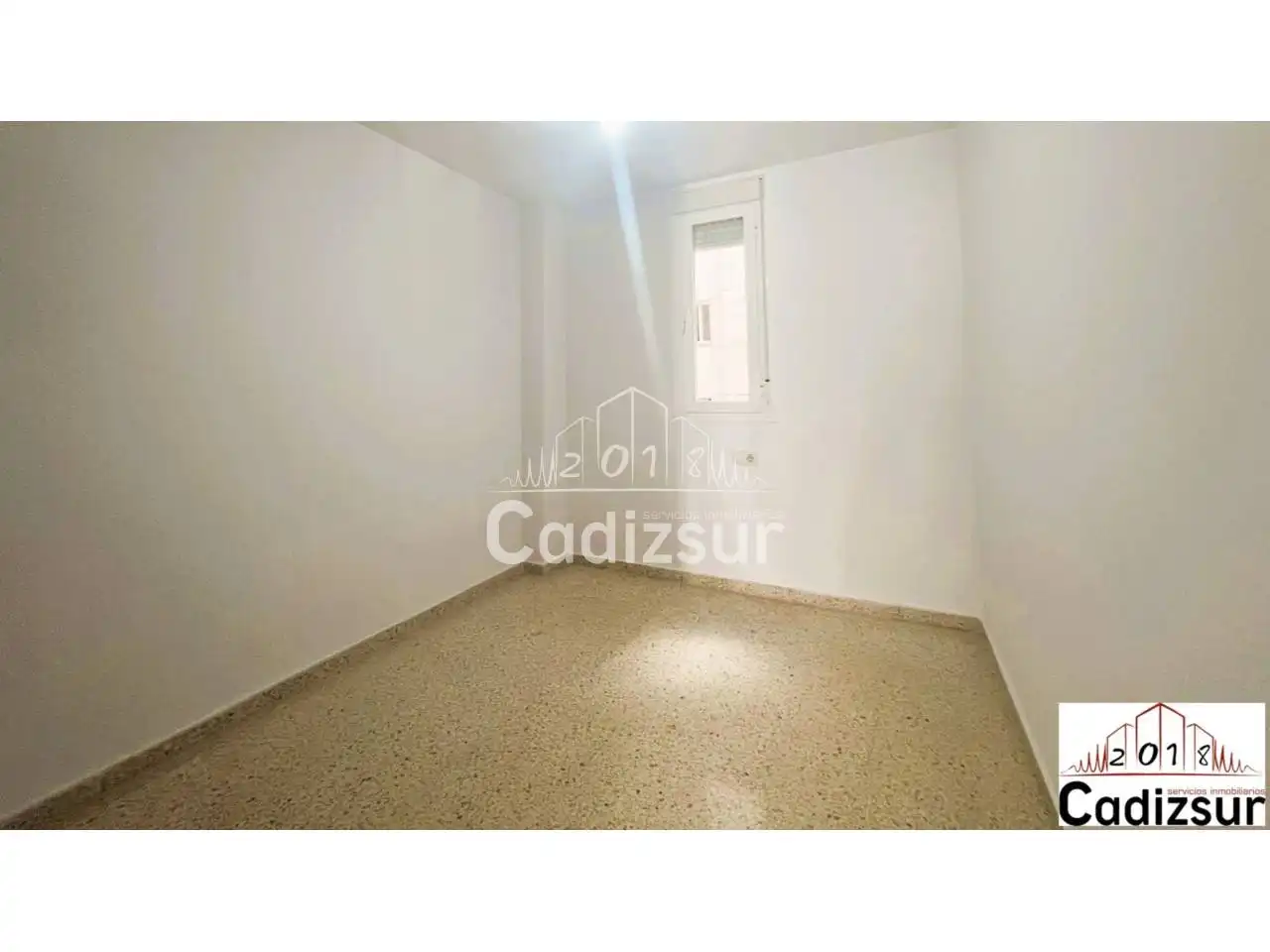 Habitación de Piso en venta en Cádiz