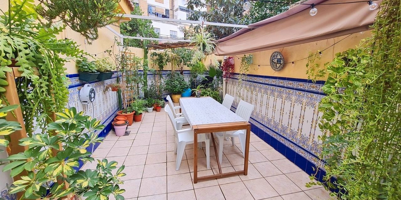 Terrassa de Casa o xalet en venda en Málaga Capital amb Calefacció, Jardí privat i Terrassa