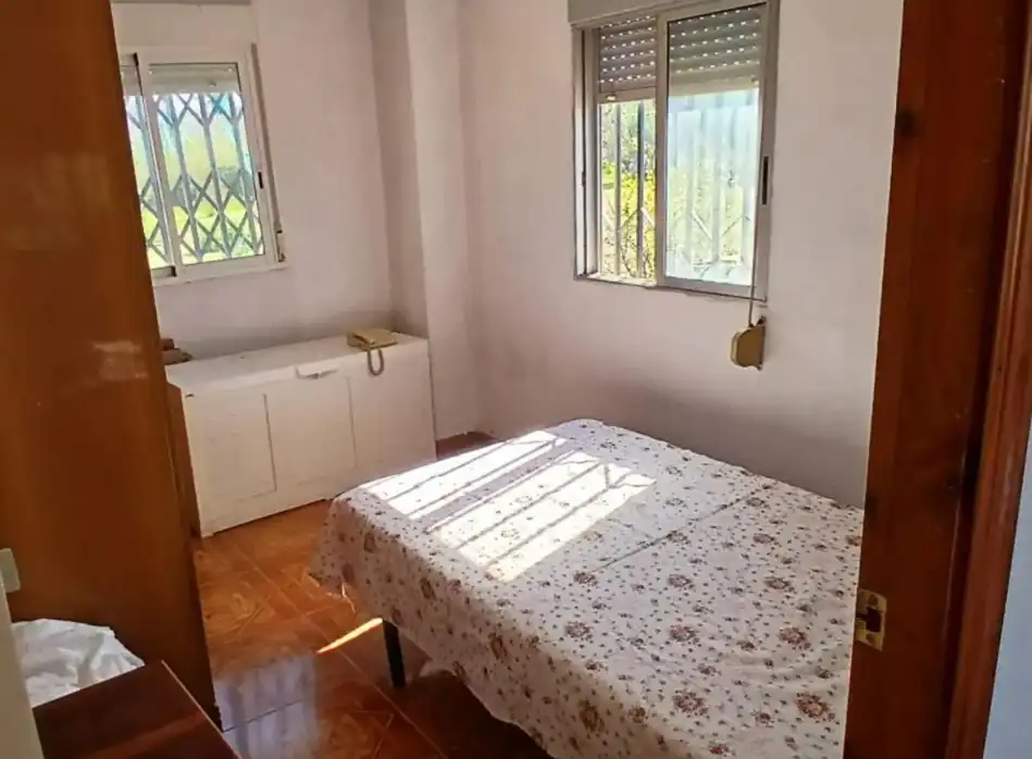 Habitación de Finca rústica en venta en Castellón de la Plana / Castelló de la Plana con Aire acondicionado, Jardín privado y Terraza