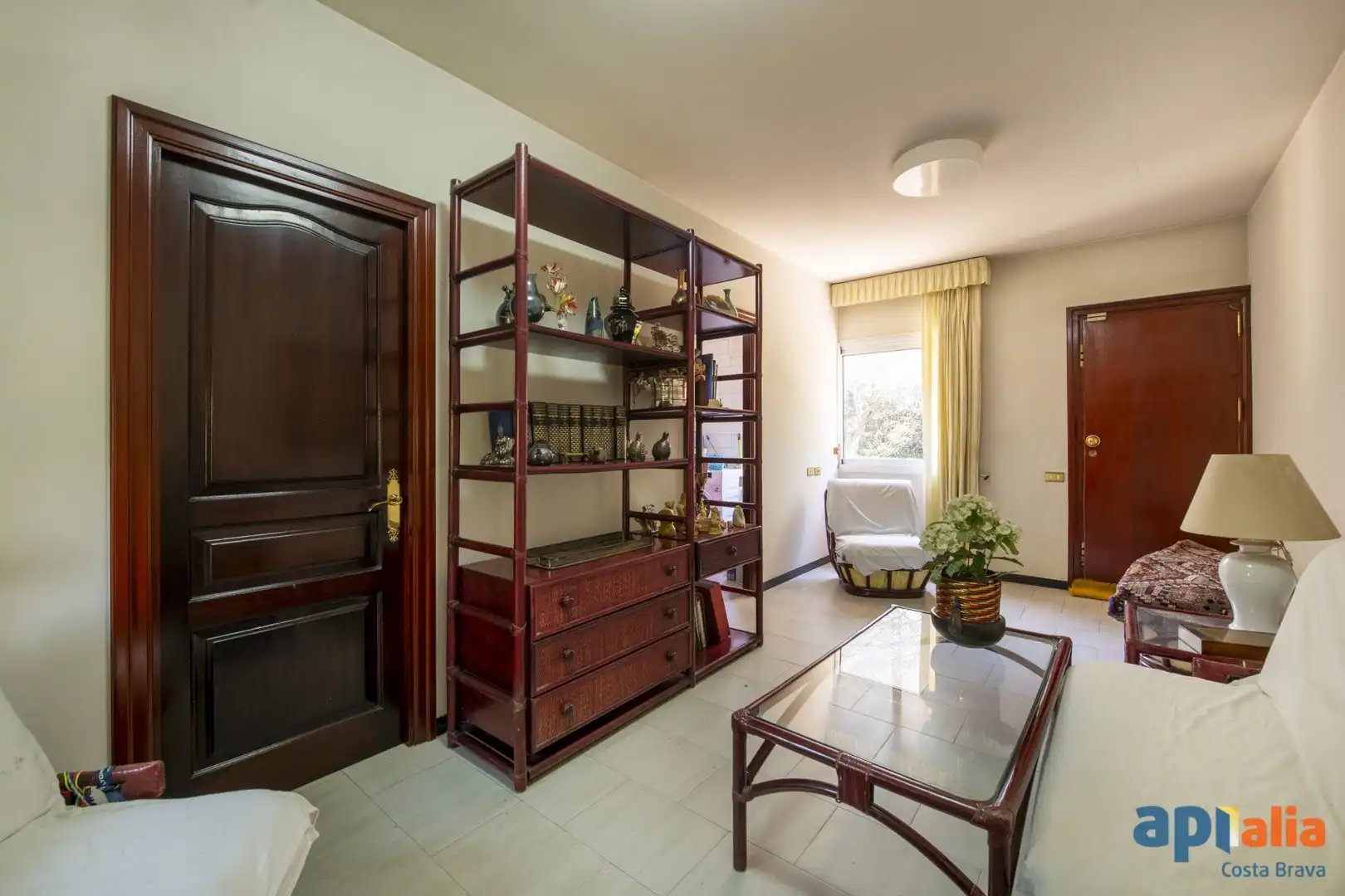 Sala de estar de Finca rústica en venta en Cornellà del Terri con Aire acondicionado, Calefacción y Terraza