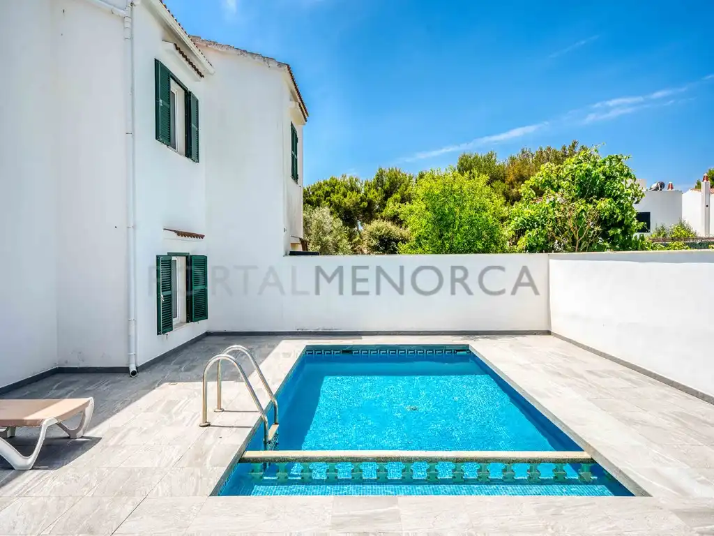 Piscina de Casa o xalet en venda en Ciutadella de Menorca amb Aire condicionat, Jardí privat i Terrassa