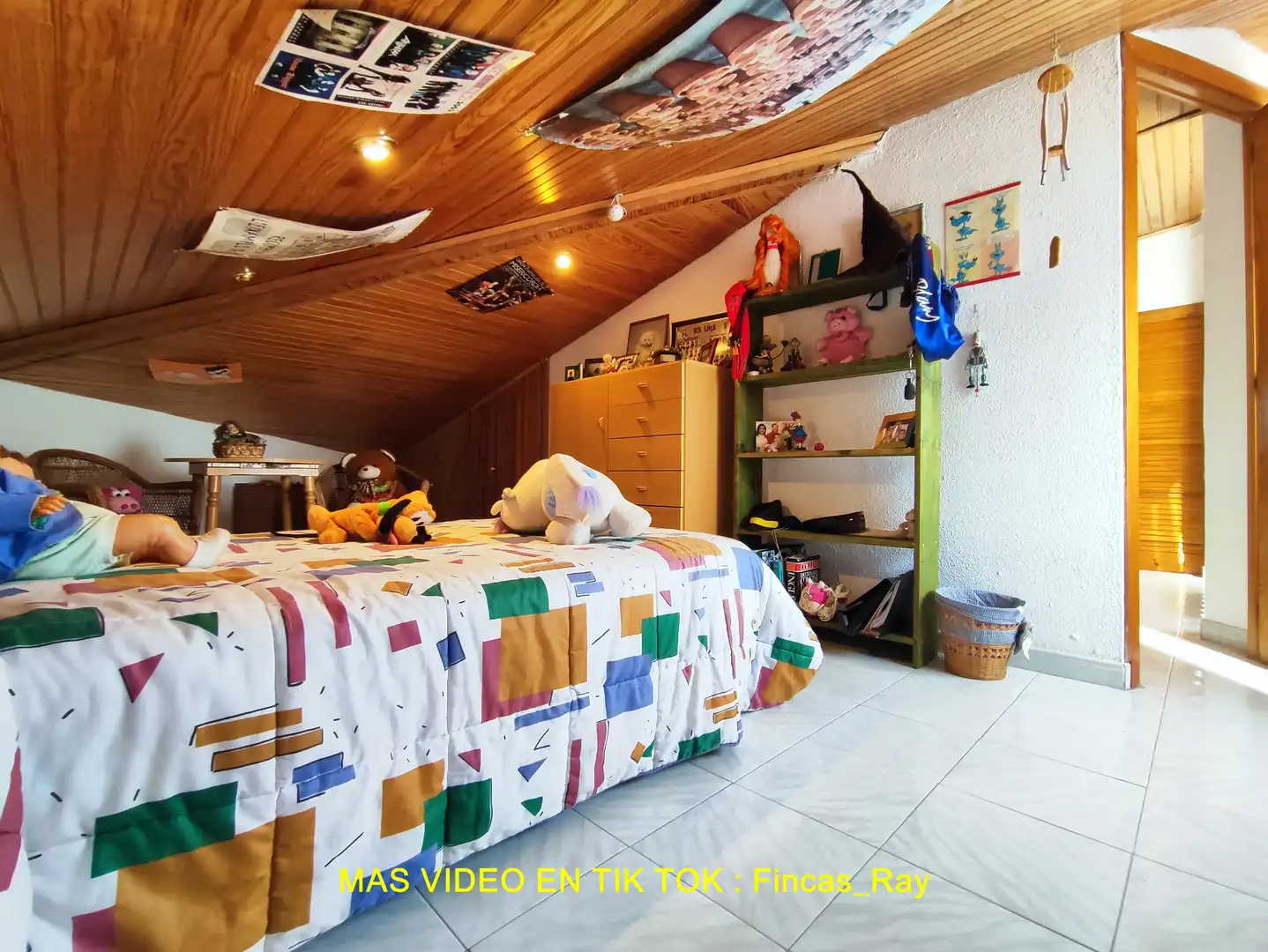 Dormitori de Casa o xalet en venda en Lliçà d'Amunt amb Aire condicionat, Calefacció i Jardí privat