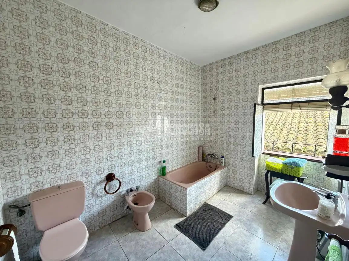 Baño de Casa adosada en venta en Jimena de la Frontera con Terraza y Trastero