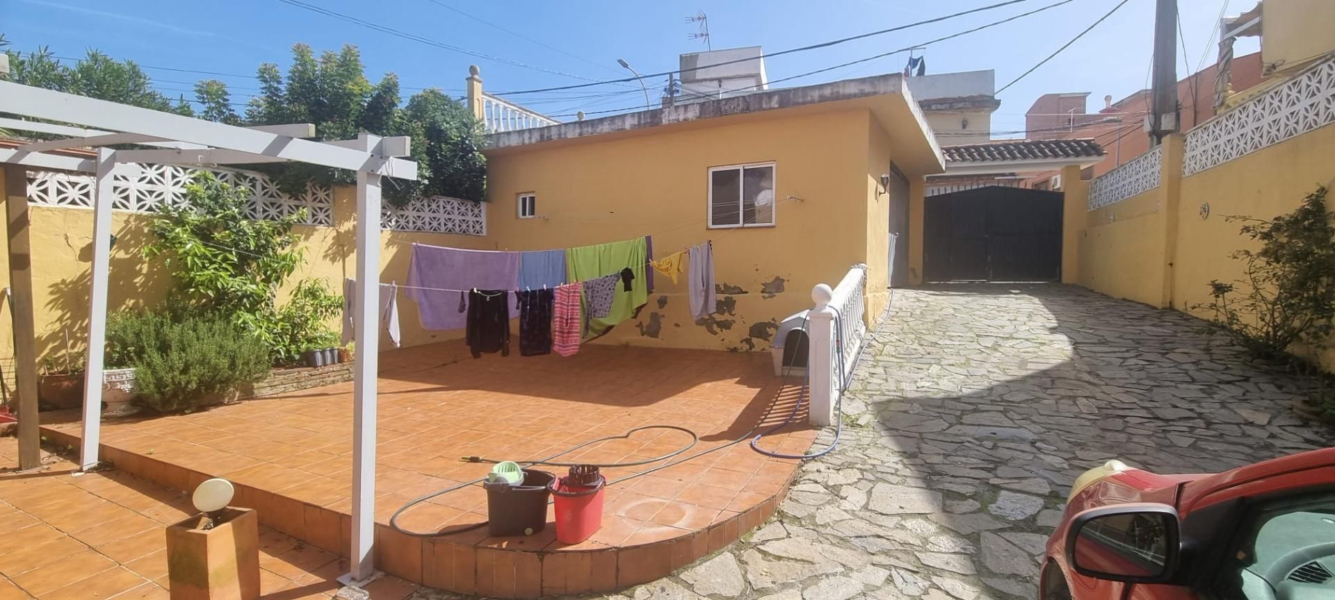 Exterior view of Planta baja for sale in Algeciras