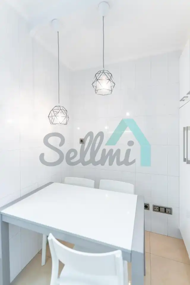 Flat for rent in Oviedo   with Heating, Parquet flooring and Furnished