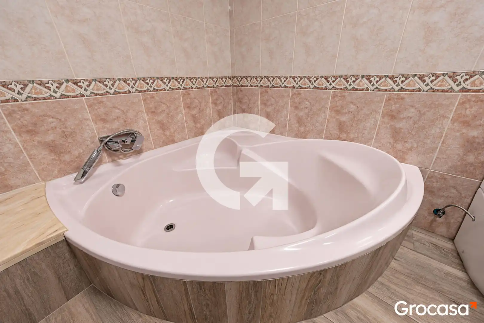 Badezimmer von Einfamilien-Reihenhaus zum Verkauf in Nord-oest