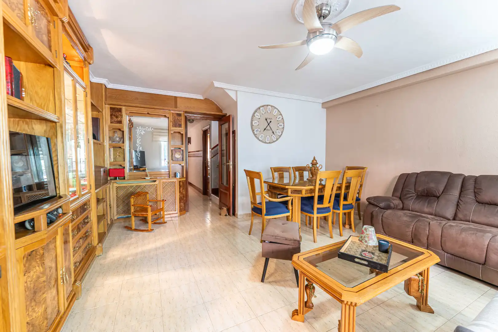 Wohnzimmer von Maisonette zum Verkauf in Fuenlabrada mit Klimaanlage, Heizung und Terrasse