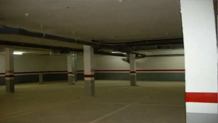 Parkplatz von Garage zum Verkauf in Xaló