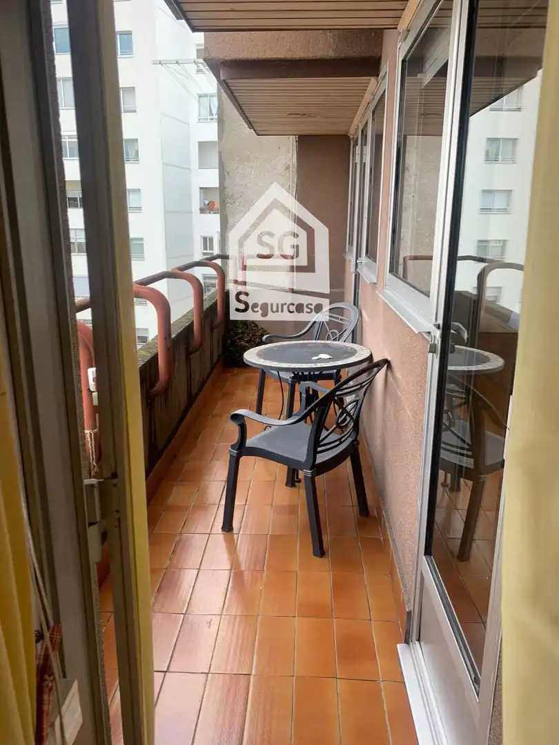 Terrassa de Pis de lloguer en Ourense Capital  amb Calefacció