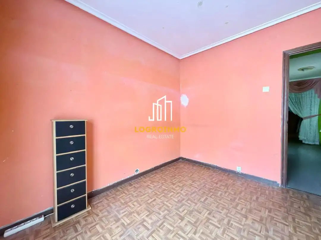 Piso en venta en  Logroño con Calefacción y Balcón