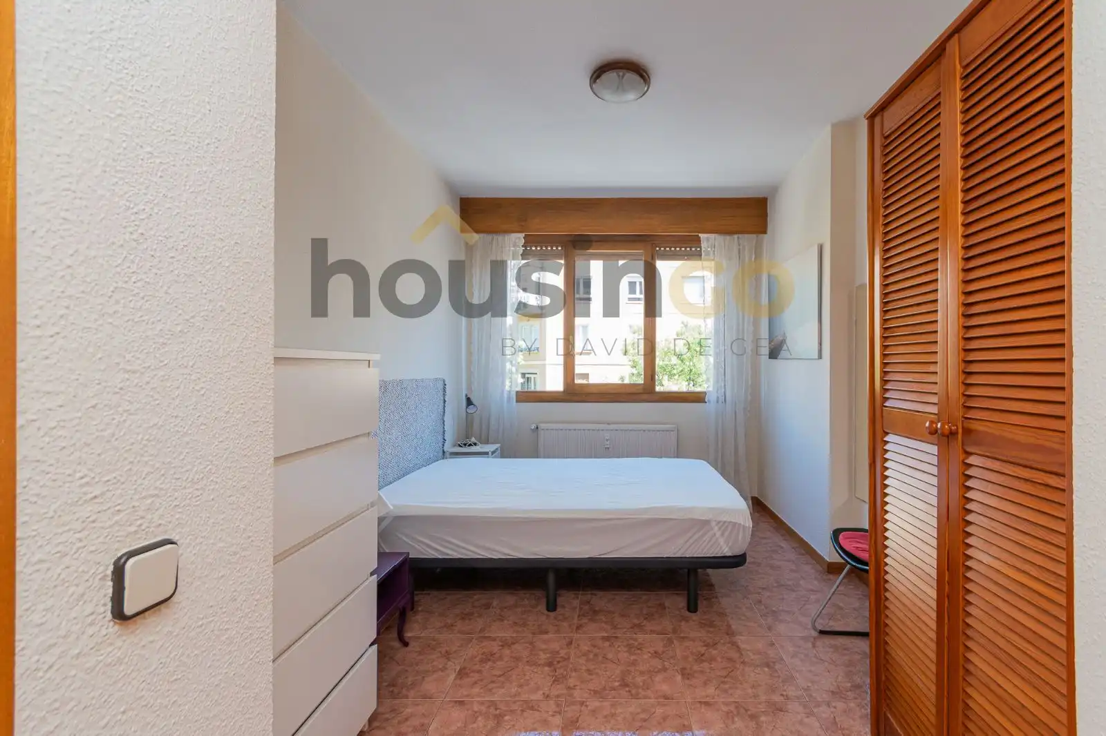 Schlafzimmer von Wohnung zur Miete in Madrid mit Klimaanlage, Heizung und Möbliert