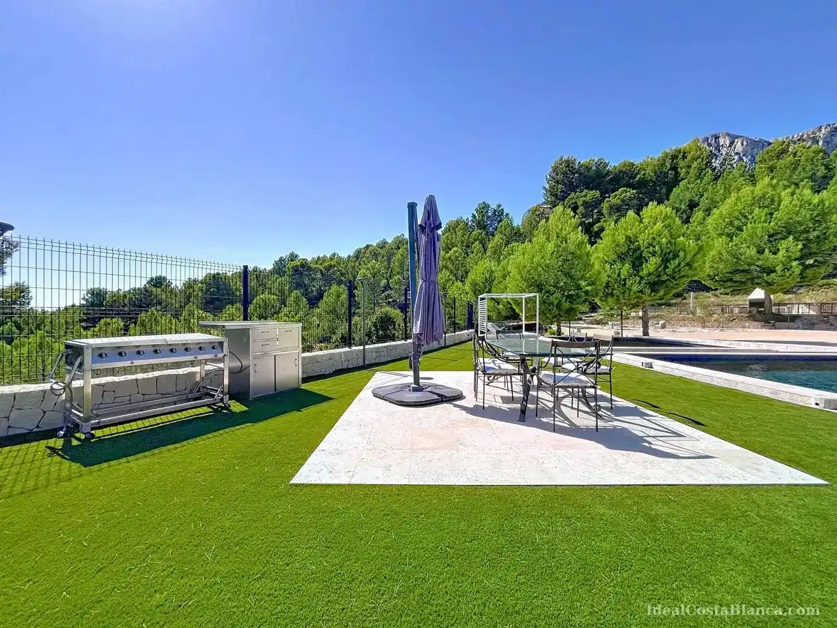 Detached house with balcony for sale in El Castell de Guadalest, imagen 19