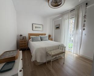 Bedroom of Flat for sale in  Sevilla Capital  with Air Conditioner and Heating