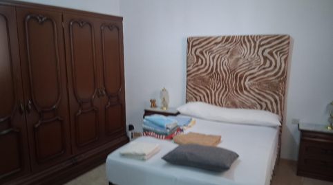 Foto 5 de Casa adosada en venta en Baeza, Jaén
