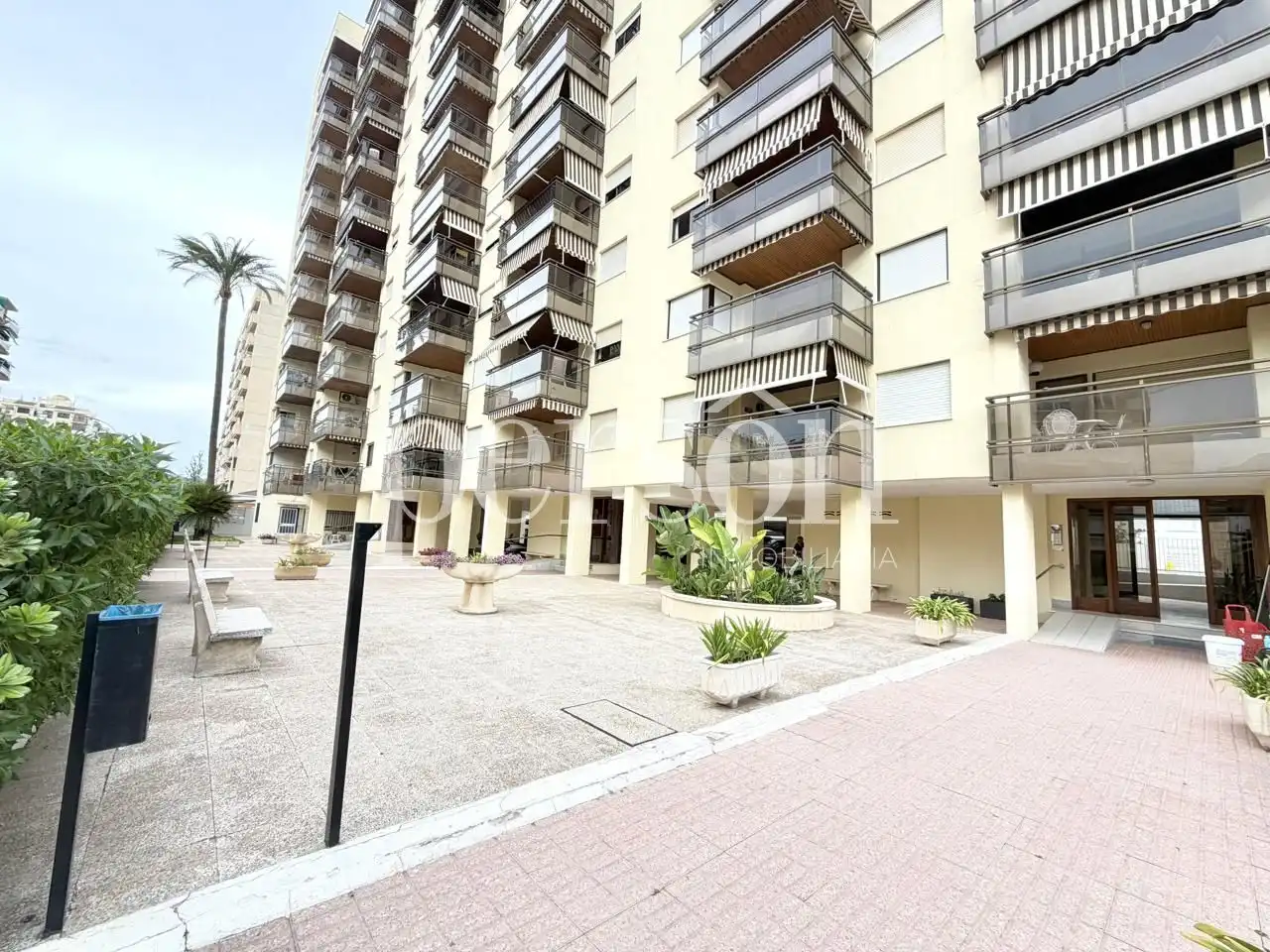 Exterior view of Flat for rent in Playa de Gandia