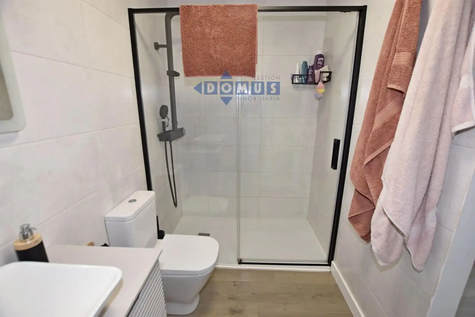 Bathroom of Detached homes for sale in Ronda  with Terrace and Oven