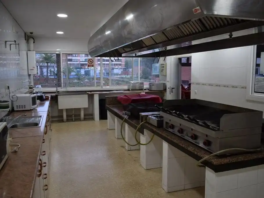 Cocina de Garaje en venta en Barcelona con Alarma