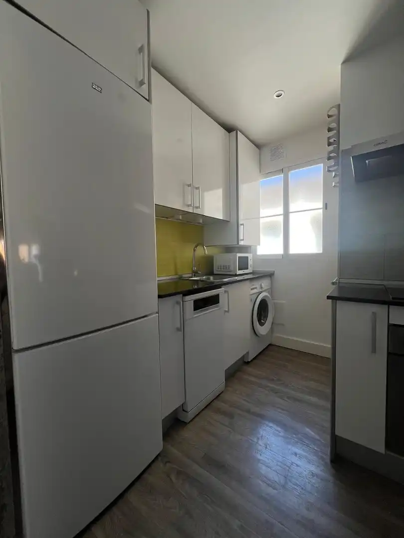 Flat with pool to rent in Calle Francisco de Orellana 2, imagen 7