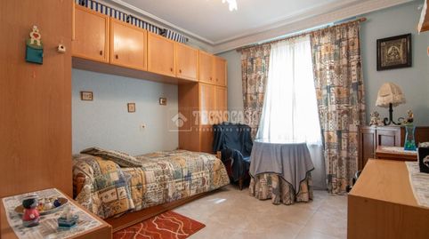 Foto 3 de Piso en venta en Salesas, Salamanca Capital