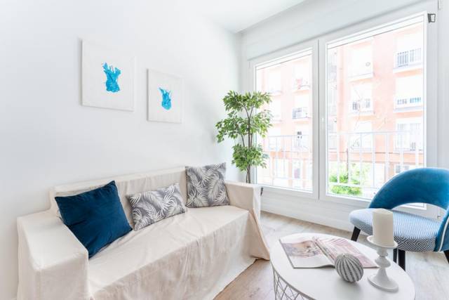 Estudio en Alquiler en Cuatro Caminos - Azca