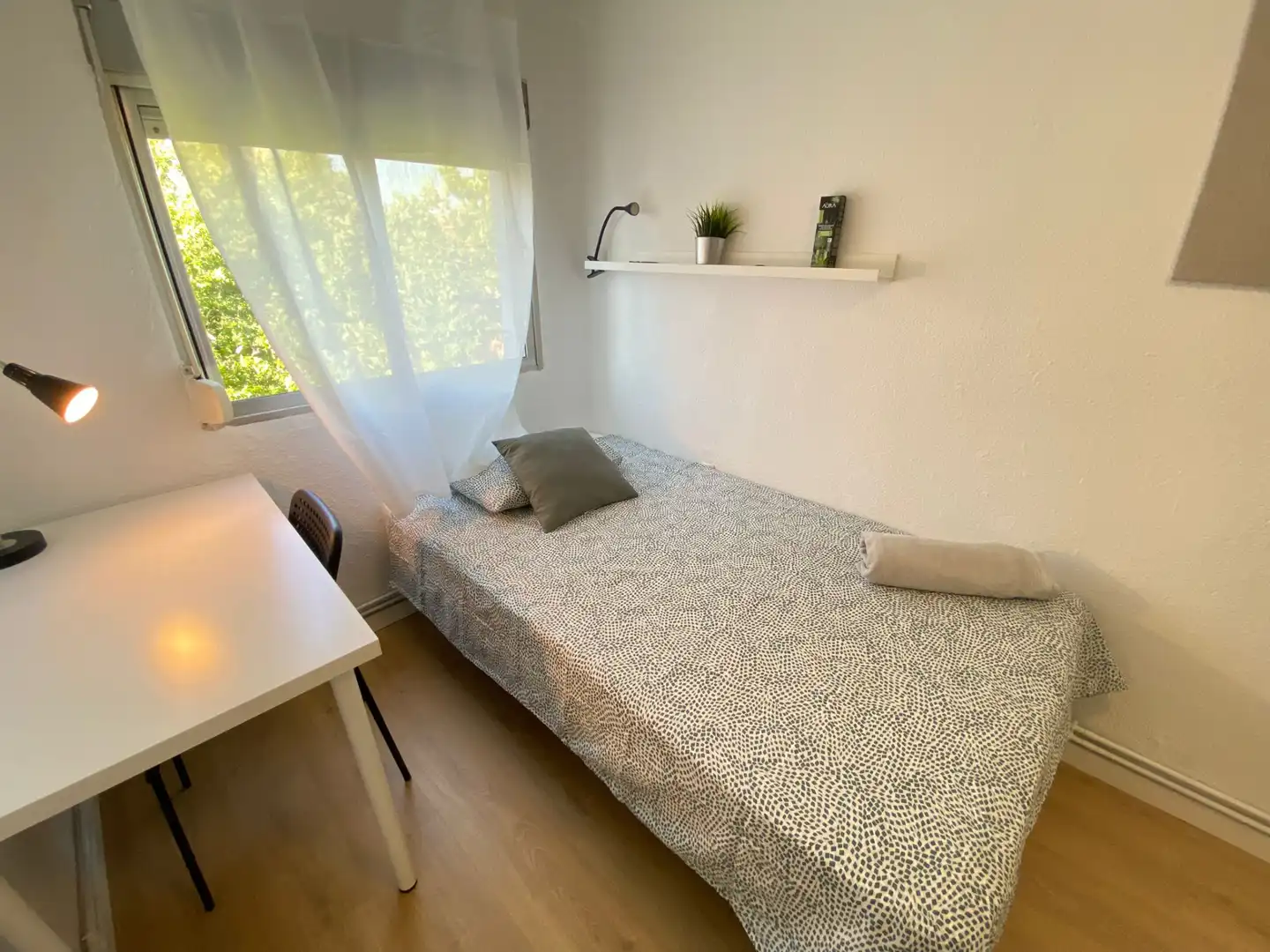 Zimmer in Calle Benalmádena, 1, Palomeras Sureste