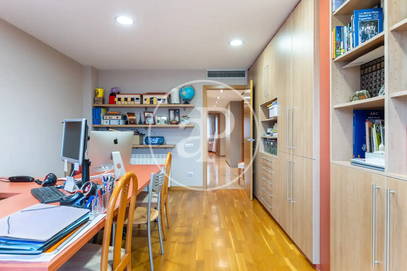 Küche von Einfamilien-Reihenhaus zum Verkauf in Sabadell mit Klimaanlage, Heizung und Terrasse