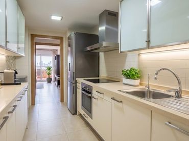 Piso con balcón en venta en Playa de San Juan - El Cabo de las Huertas
