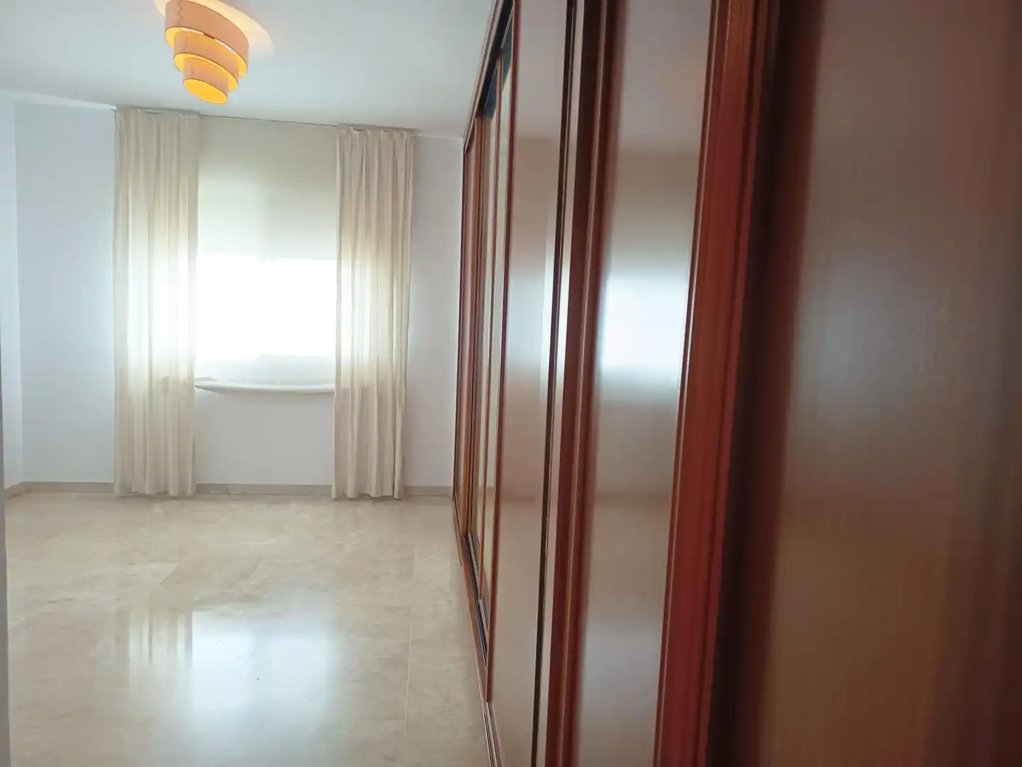 Habitación de Ático en venta en Córdoba con Aire acondicionado, Terraza y Trastero