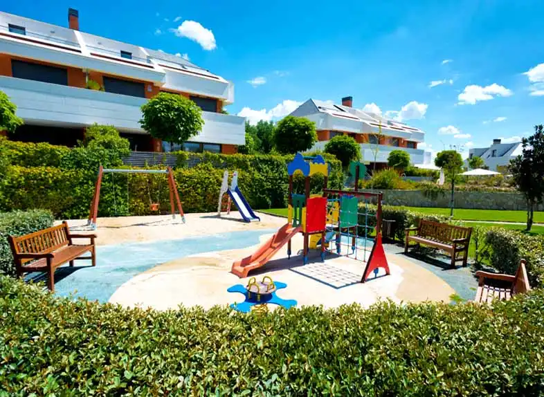 Garden of Detached homes for rent in La Moraleja  with Air Conditioner, Heating and Private garden