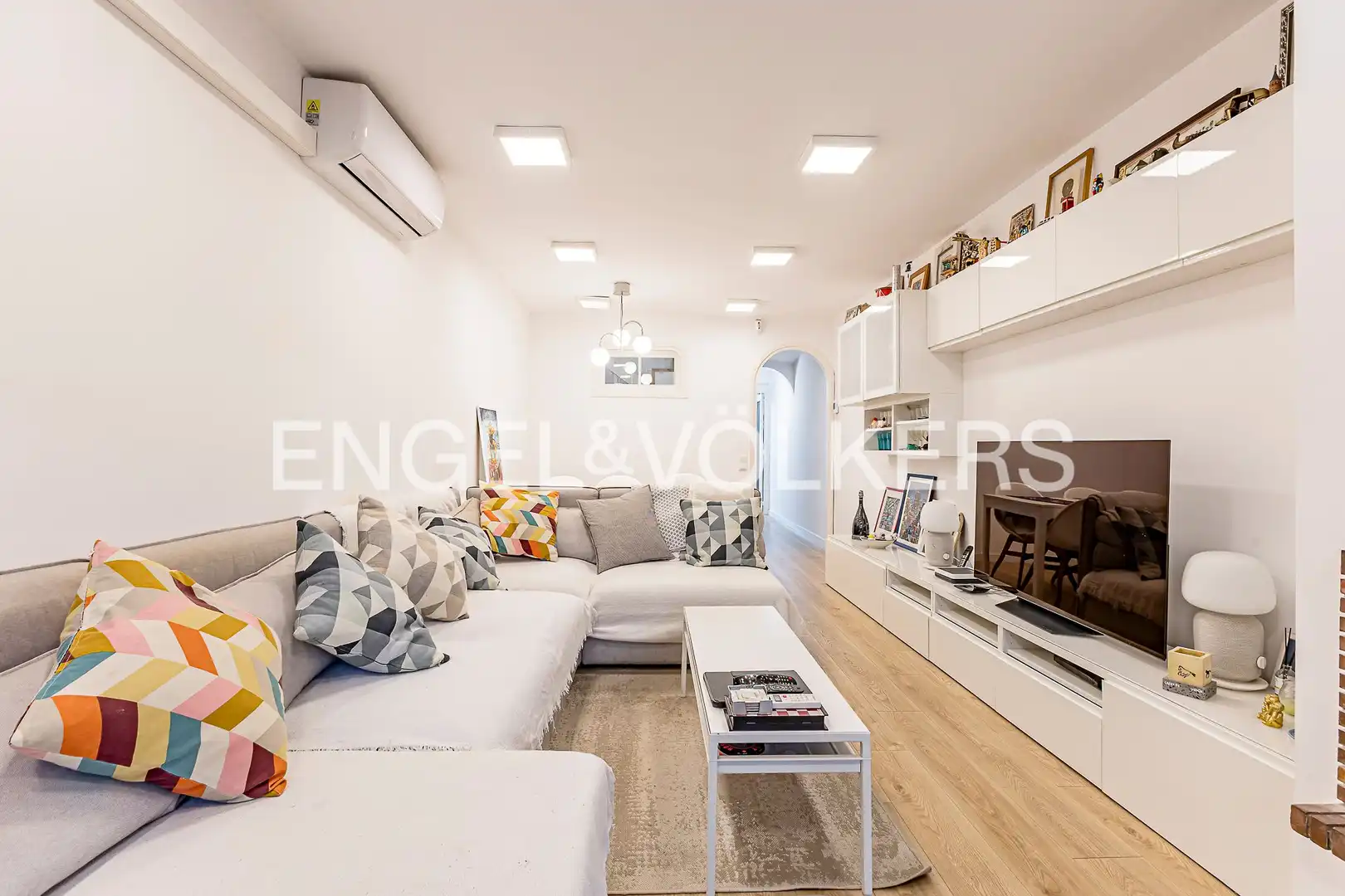 Casa a schiera con giardino in vendita a Montmar, imagen 6