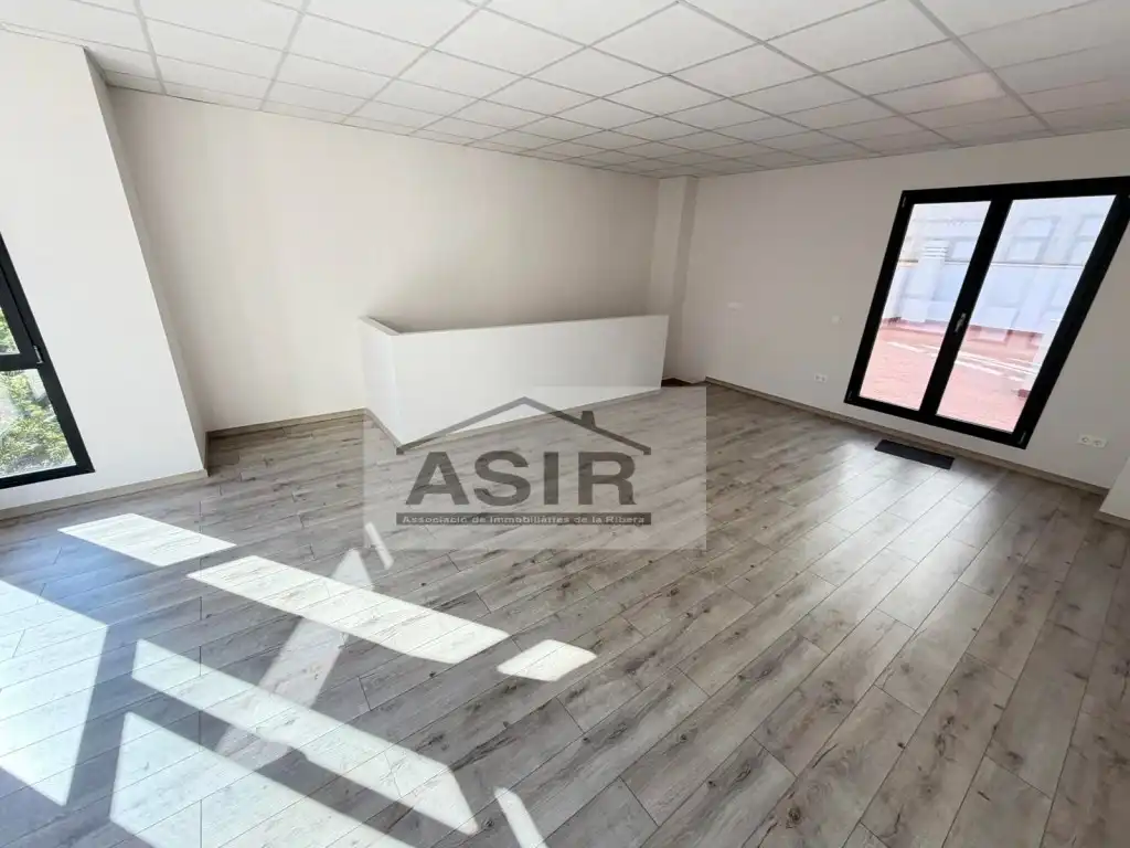 Oficina de alquiler en Alzira