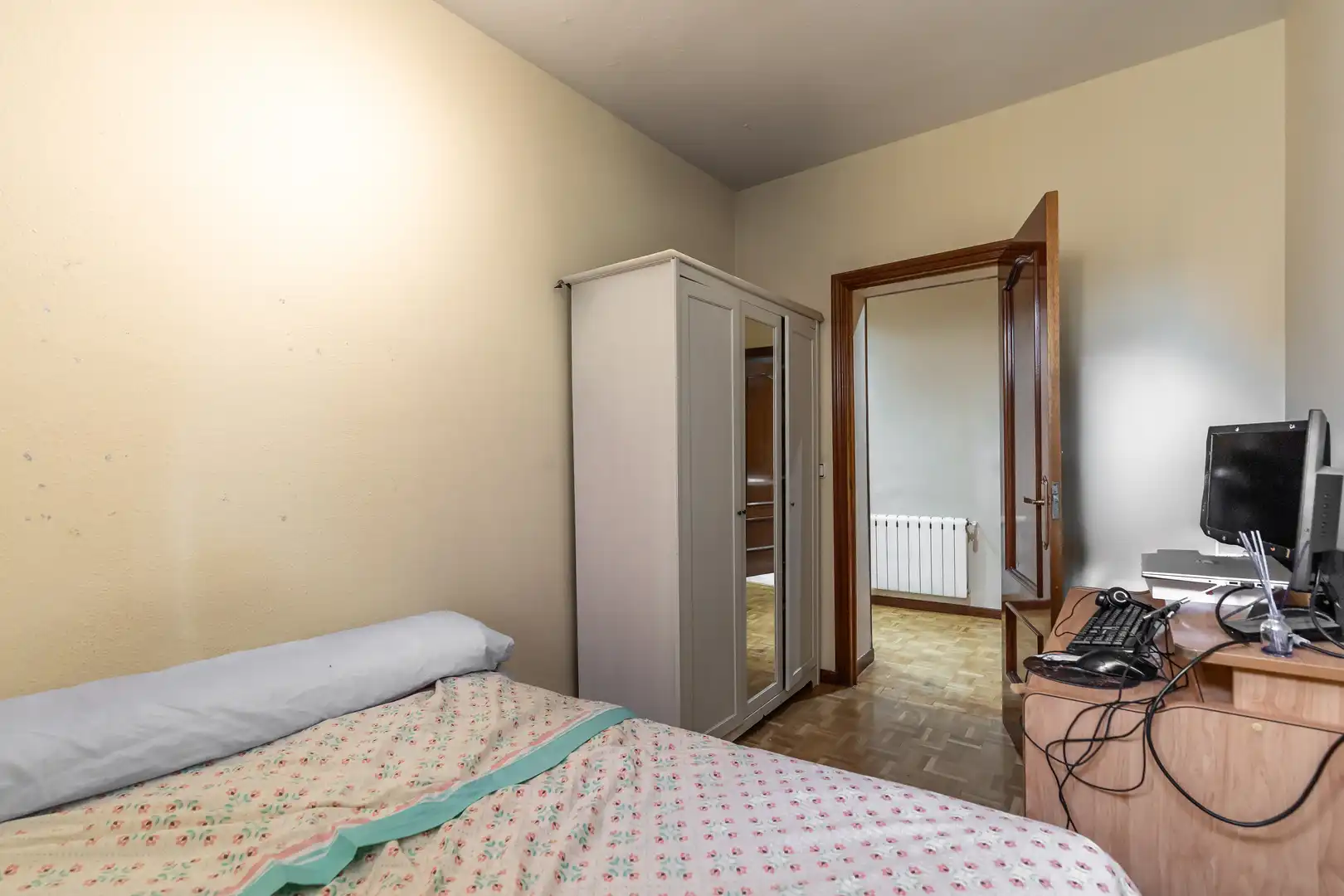 Habitación de Piso en venta en Madrid con Calefacción