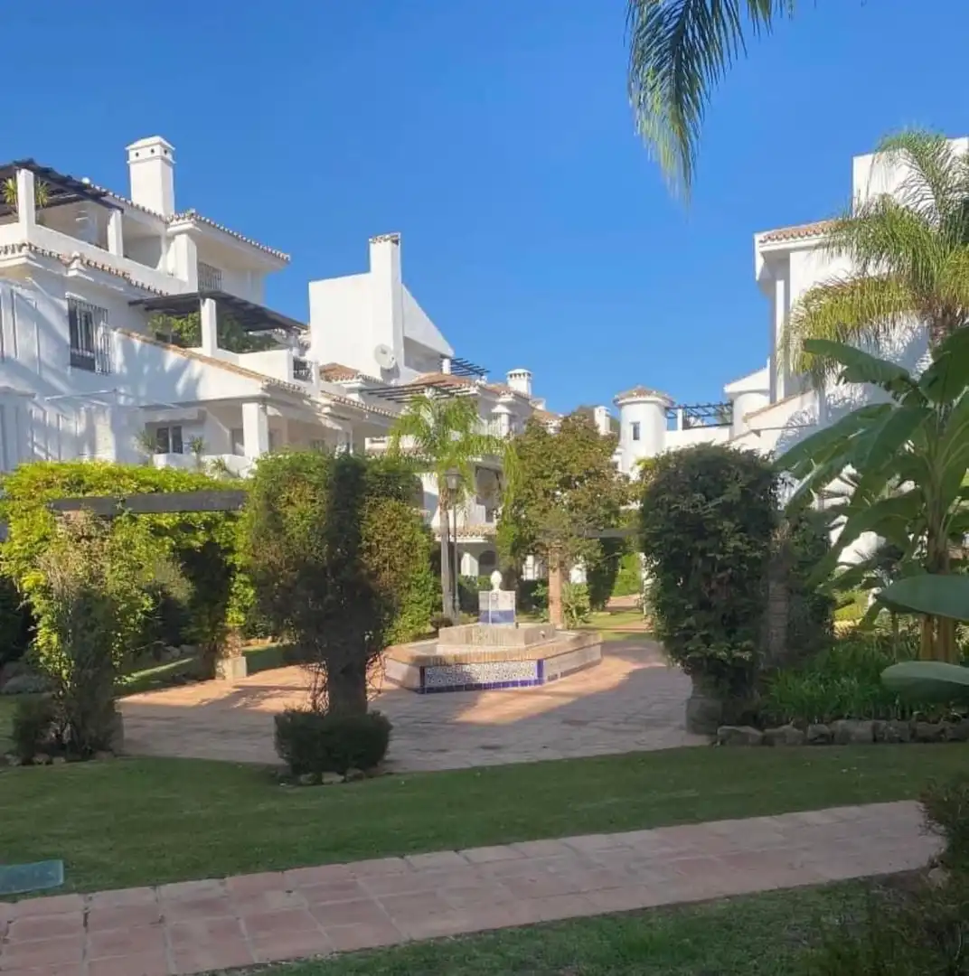 Apartments for rent in ALMACHAR-NARANJOS MARBELL, 4, La Dama de Noche - La Alzambra