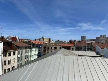 Pis amb balcó en venda a Centro