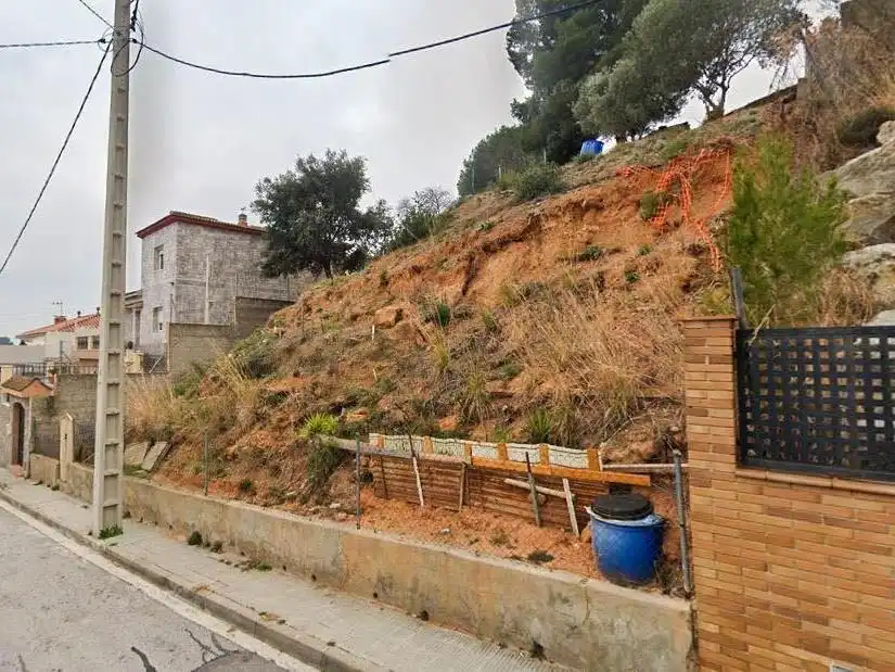 Terreny residencial en venda a Abrera, imagen 2