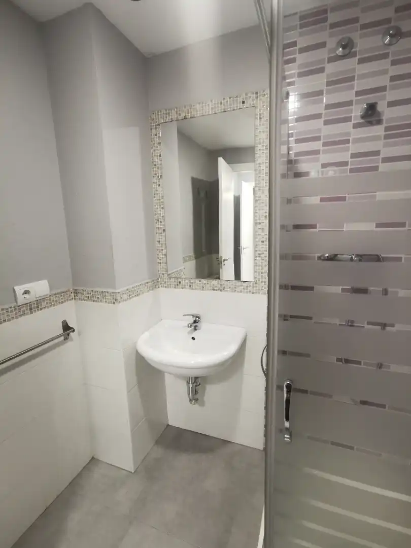 Wohnung zur Miete in Paseo de Canalejas, Sancti Spiritus - San Juan