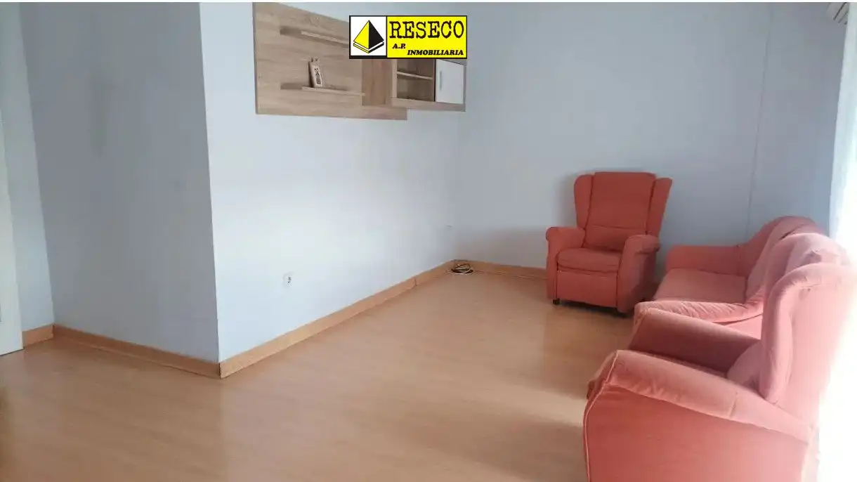 Dúplex con terraza en venta en Parque de la Constitución 5a
