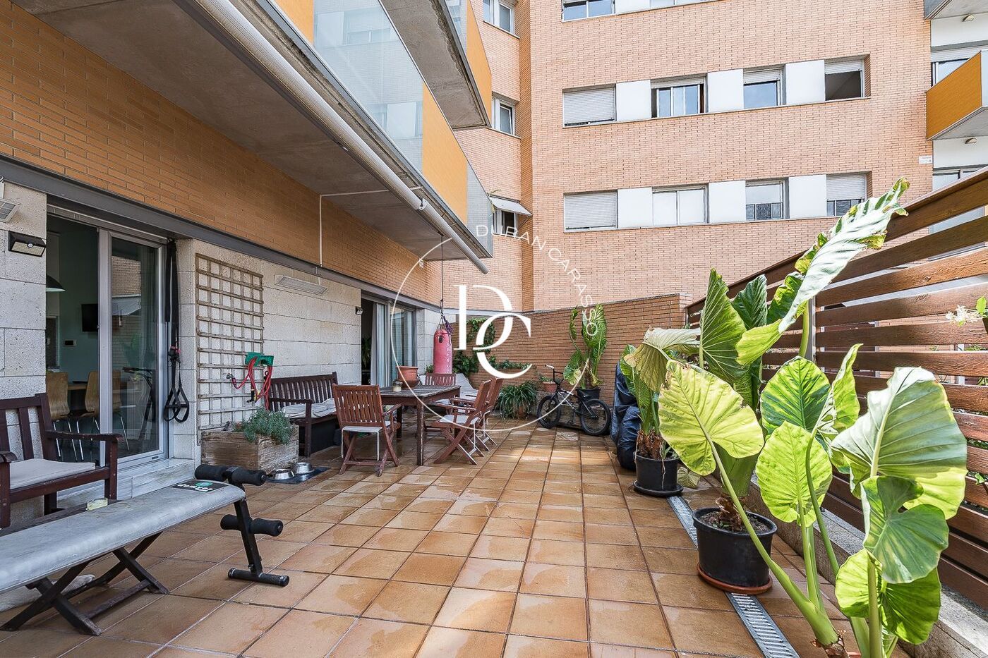 Terrassa de Pis en venda en  Barcelona Capital amb Aire condicionat, Calefacció i Jardí privat