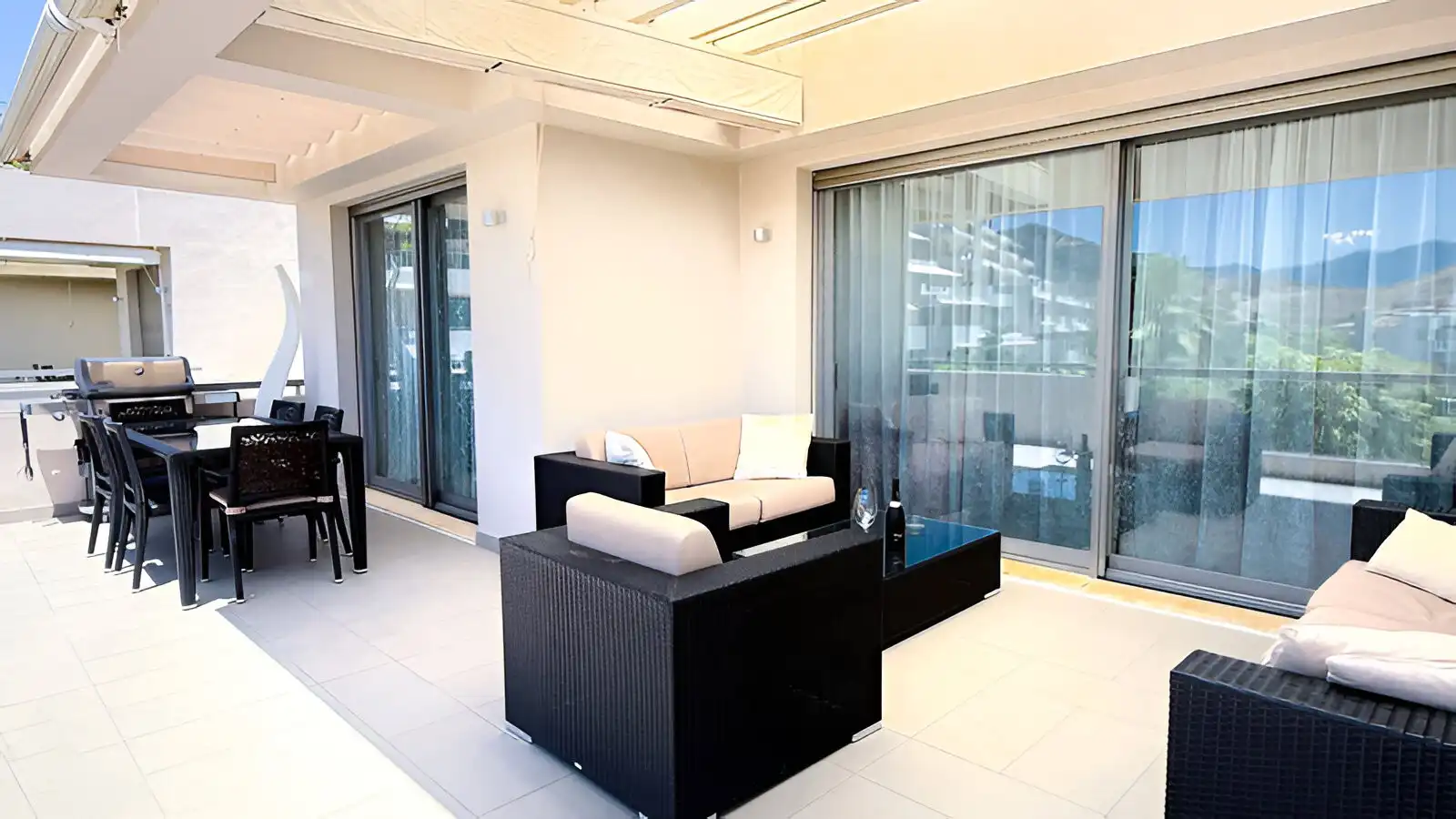 Apartament amb piscina en venda a Benahavís pueblo, imagen 13