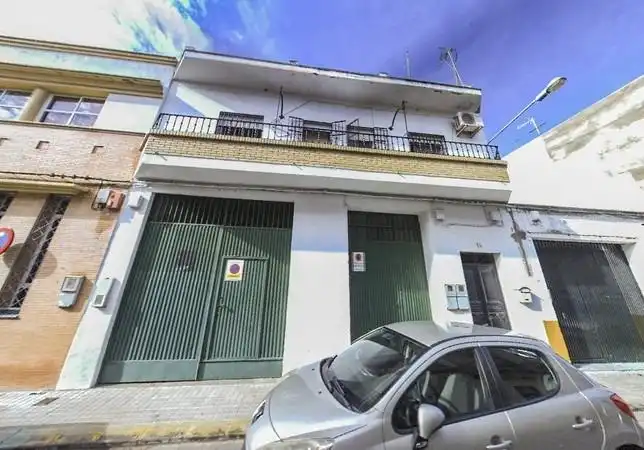 Exterior view of Flat for sale in Sevilla