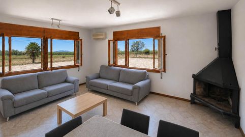 FINCA RUSTICA EN DELTEBRE