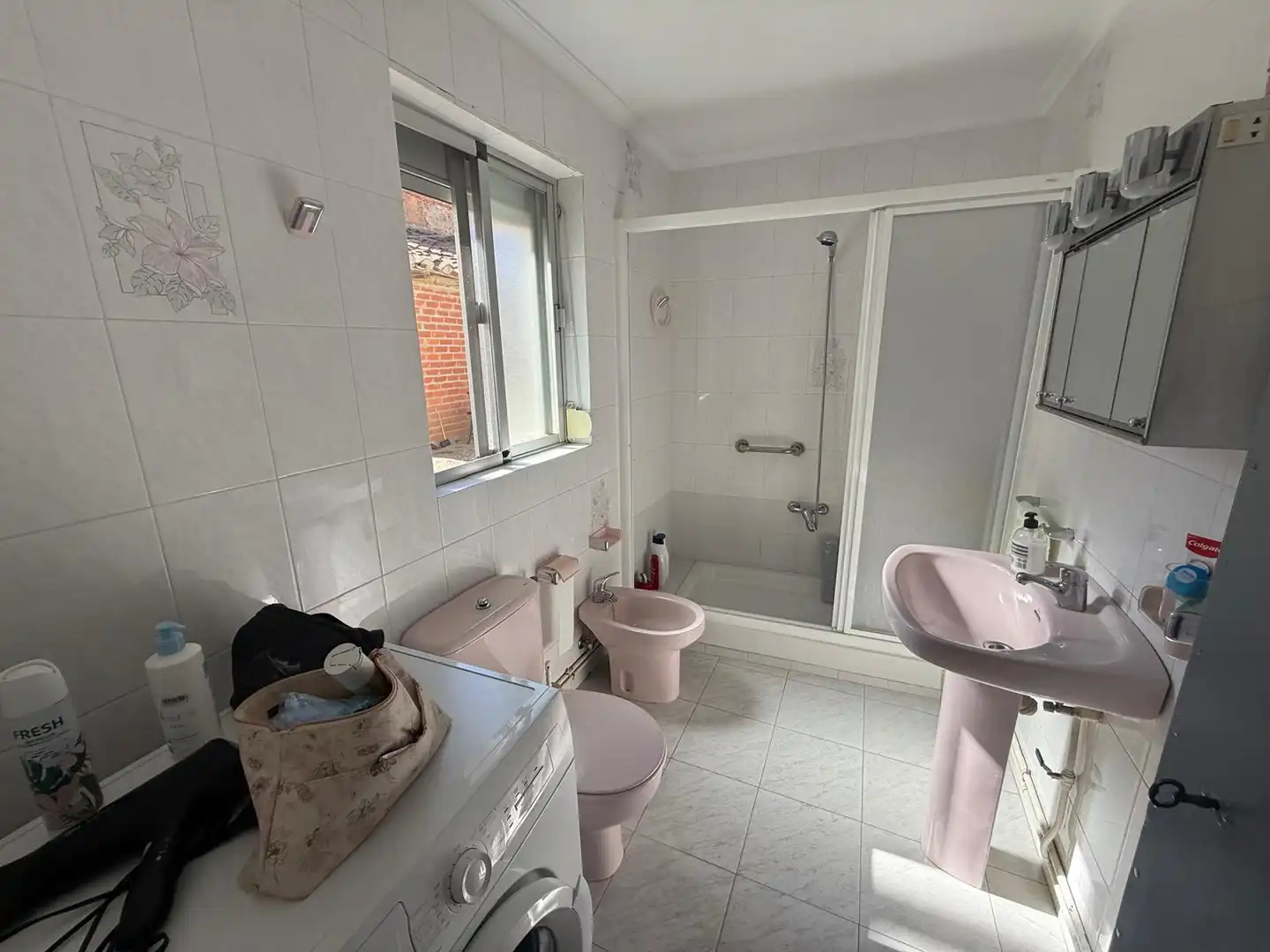 Bathroom of Country homes for sale in Valdefuentes del Páramo  with Heating, Furnished and Oven