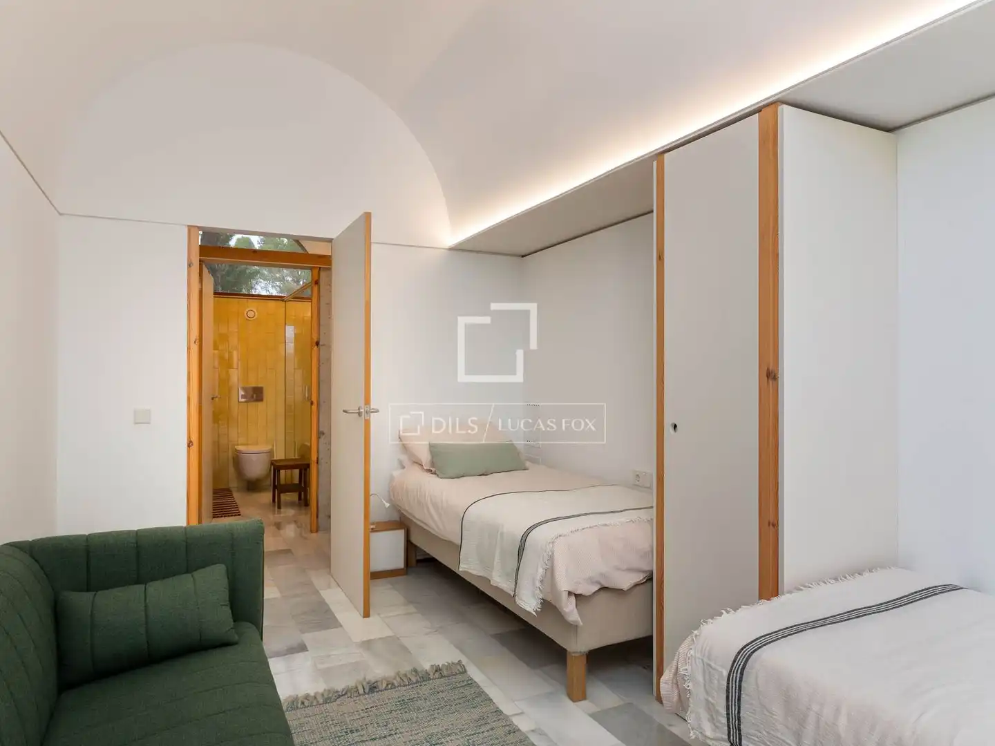 Bedroom of Houses for sale in L'Escala  with Air Conditioner, Heating and Private garden