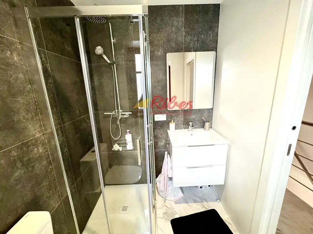Bathroom of Detached homes for sale in Cullera