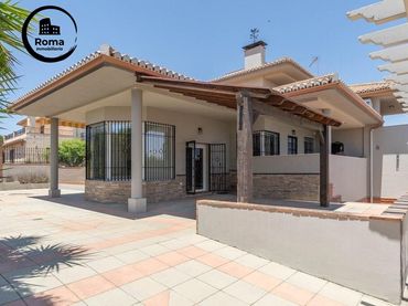 Villa mit Garten zum Verkauf in Villa de Otura