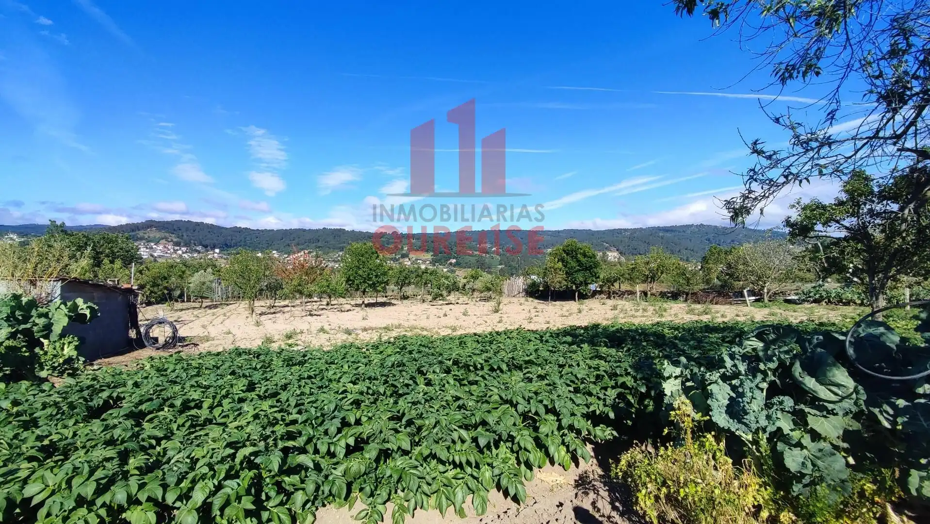 Country homes for sale in San Cibrao das Viñas  with Storage room