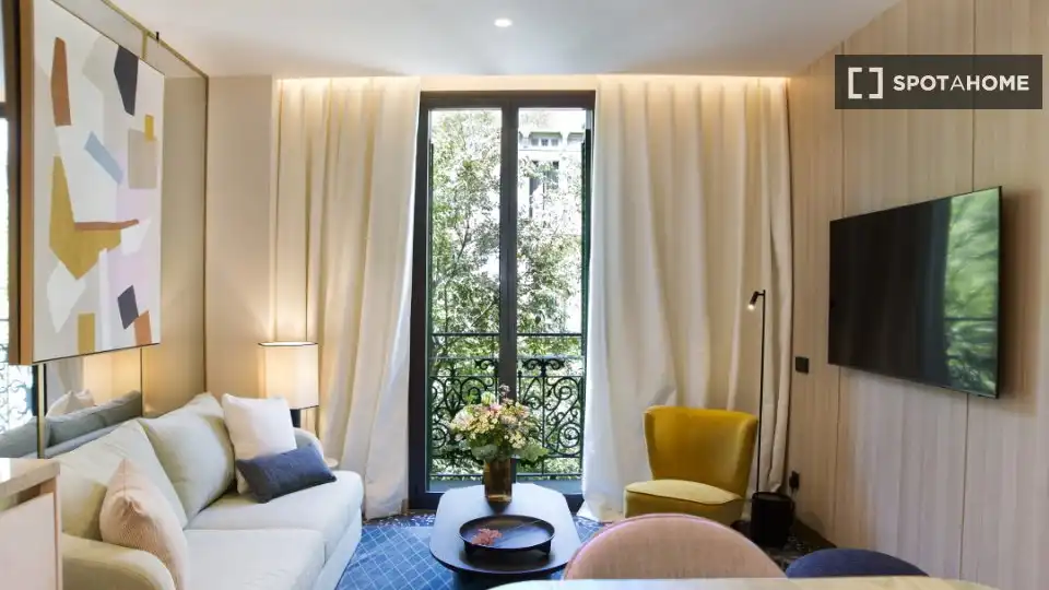 Bedroom of Flat for rent in Barcelona  with Air Conditioner, Heating and Furnished